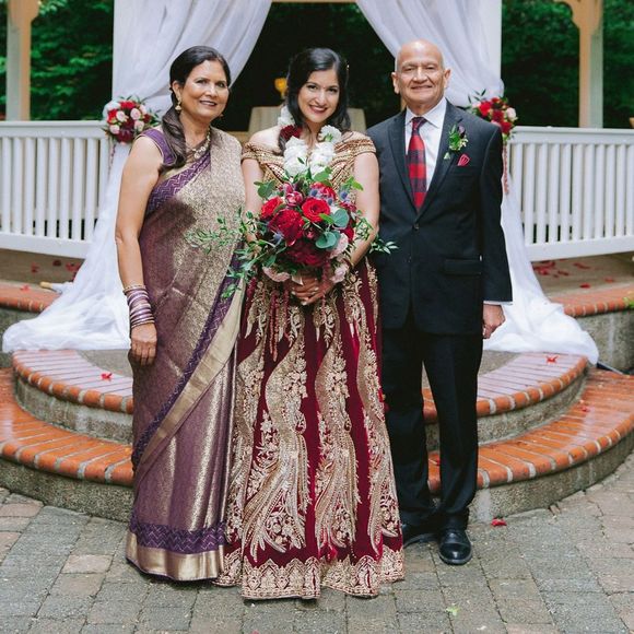 Meet your Posher, Rena - Picture 1 of 1